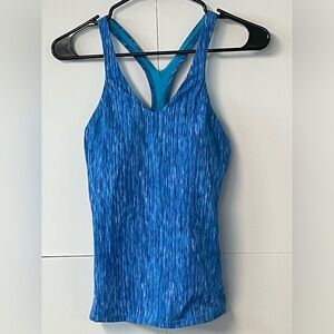 EUC Nike workout sleeveless racerback tank with built-in padded shelf bra